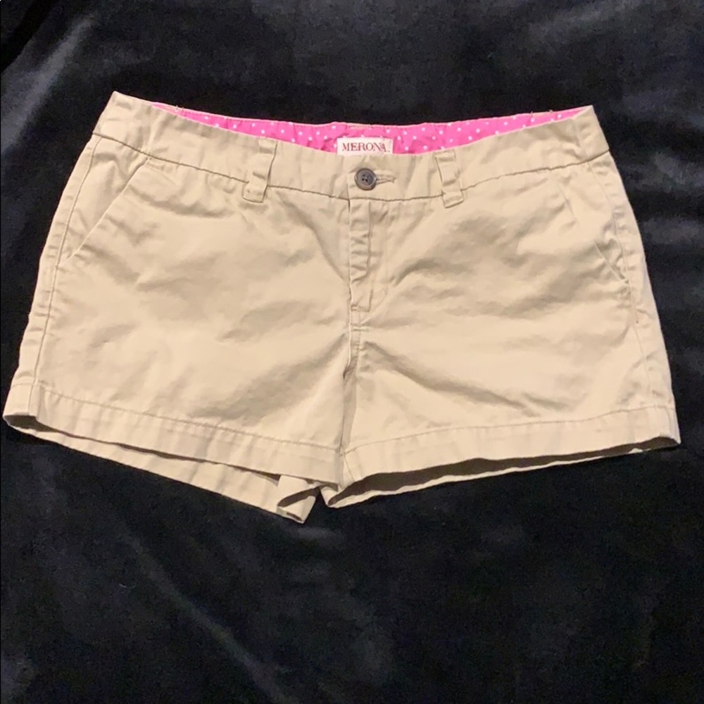 Merona Khaki tan women’s Shorts, size 6.